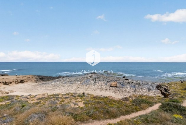 Resale - Chalet -
Torrevieja - Cabo cervera