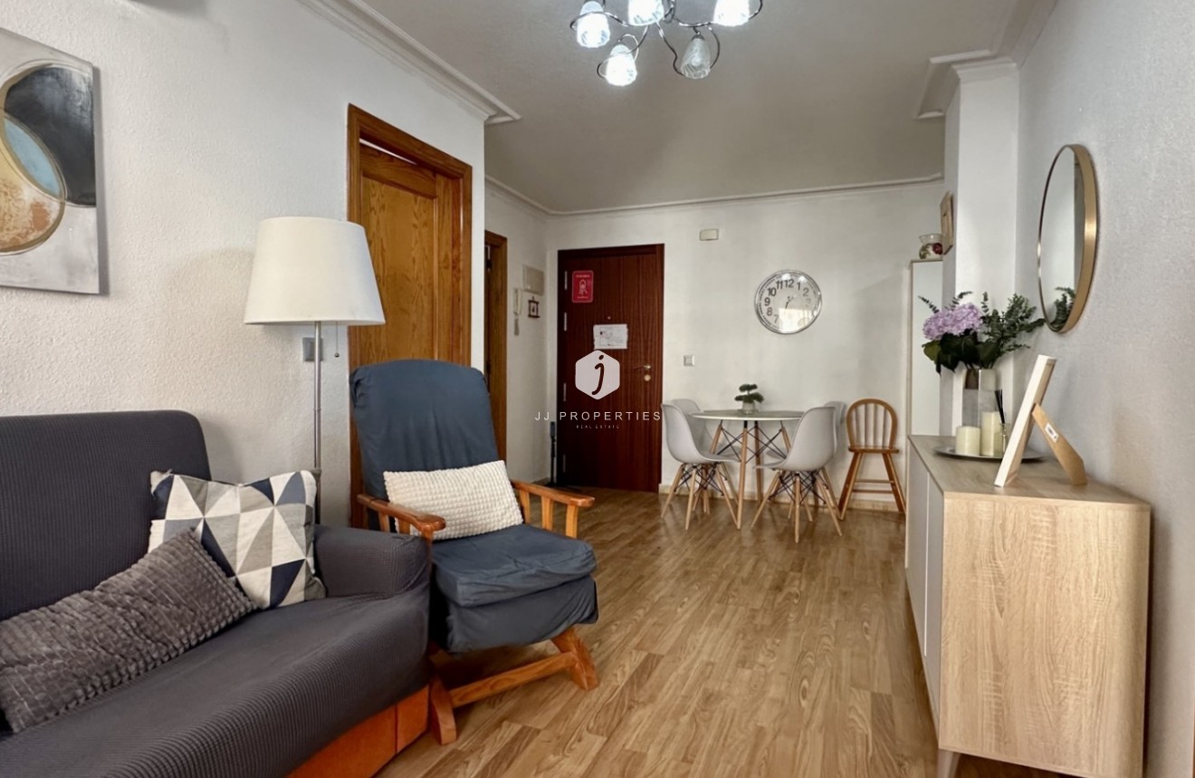 Aus zweiter Hand - Wohnung -
Torrevieja - Costa Blanca