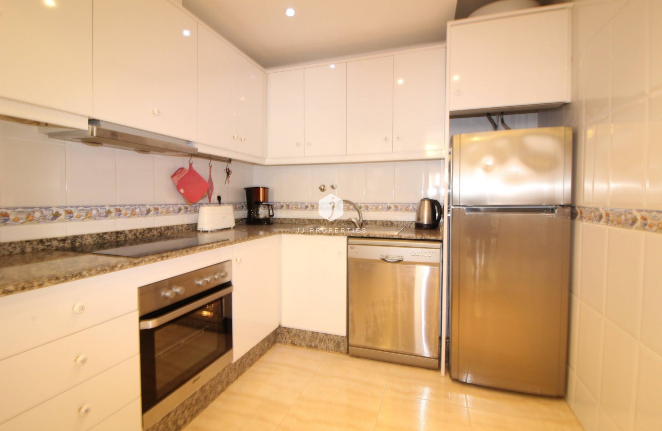 Tweedehands - Appartement / flat -
Torrevieja - Centro