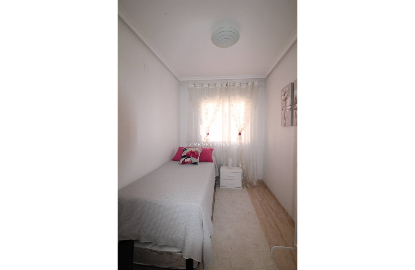 Tweedehands - Appartement / flat -
Torrevieja - Centro