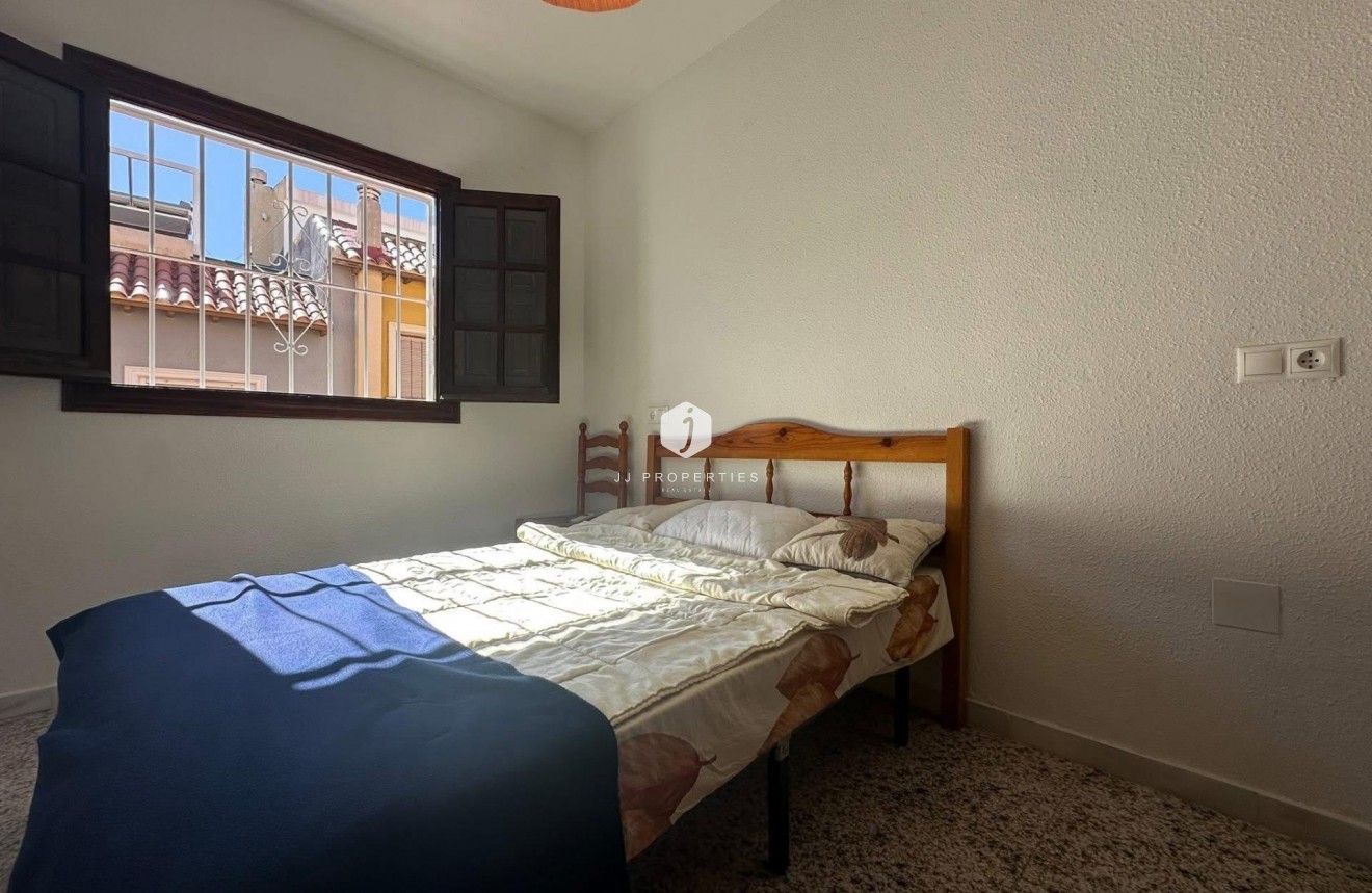 Tweedehands - Chalet -
Torrevieja - Cabo cervera