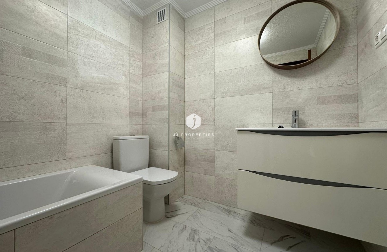 Tweedehands - Chalet -
Torrevieja - Cabo cervera