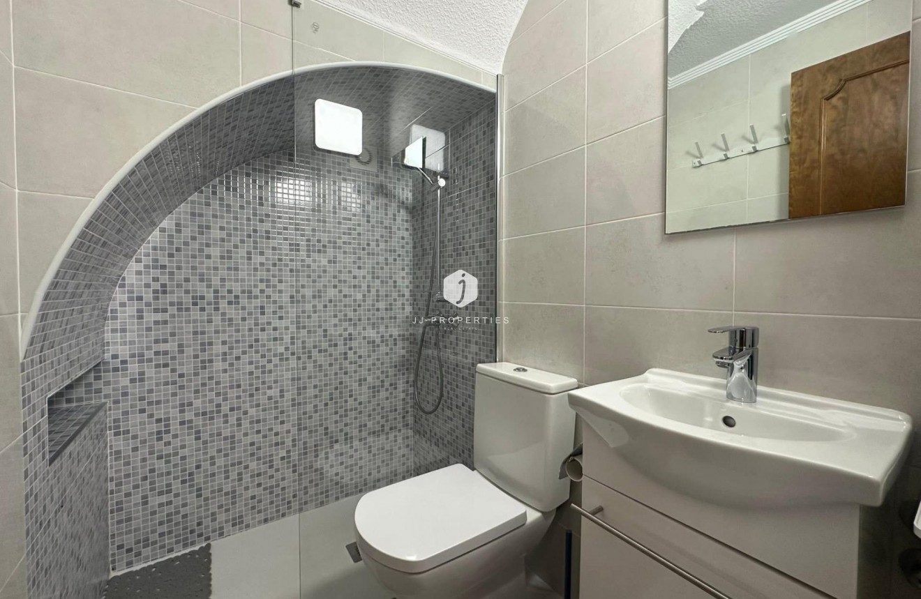 Tweedehands - Chalet -
Torrevieja - Cabo cervera