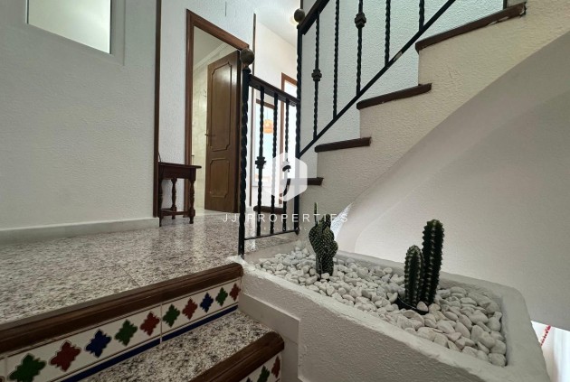 Tweedehands - Chalet -
Torrevieja - Cabo cervera