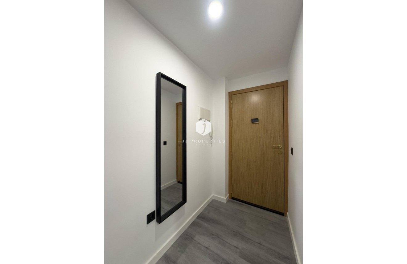 Tweedehands - Appartement / flat -
Torrevieja - Centro