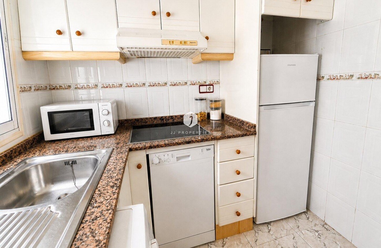 Resale - Apartment / flat -
Torrevieja - Habaneras
