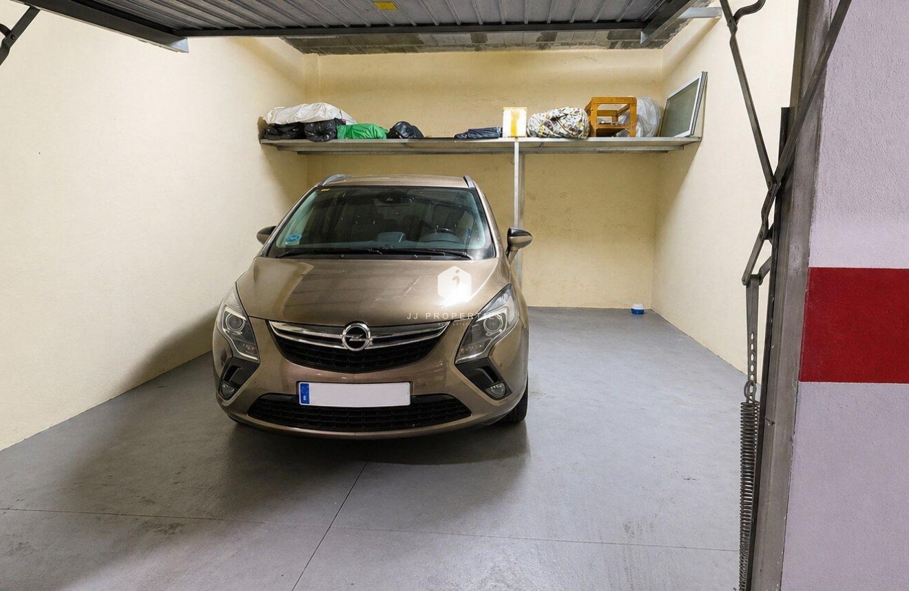 Resale - Apartment / flat -
Torrevieja - Habaneras