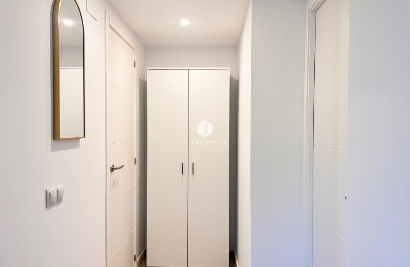 Segunda mano - Apartamento / piso -
Torrevieja - Acequion