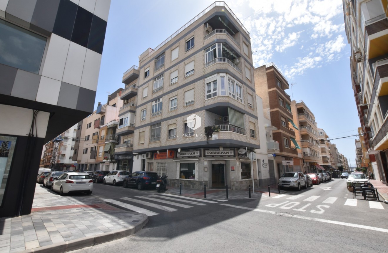 Aus zweiter Hand - Wohnung -
Torrevieja - Costa Blanca