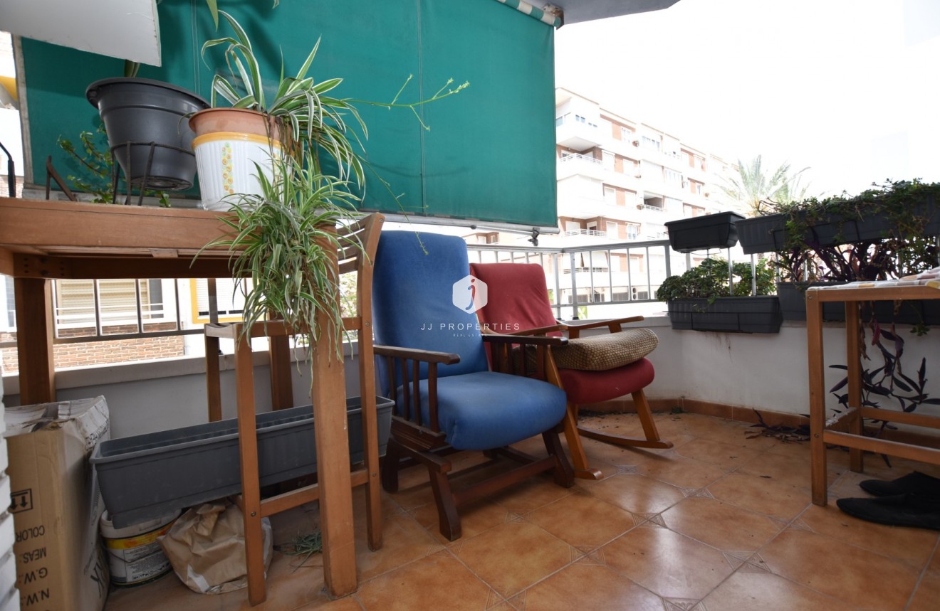 Z drugiej ręki - Mieszkanie w bloku -
Torrevieja - Costa Blanca