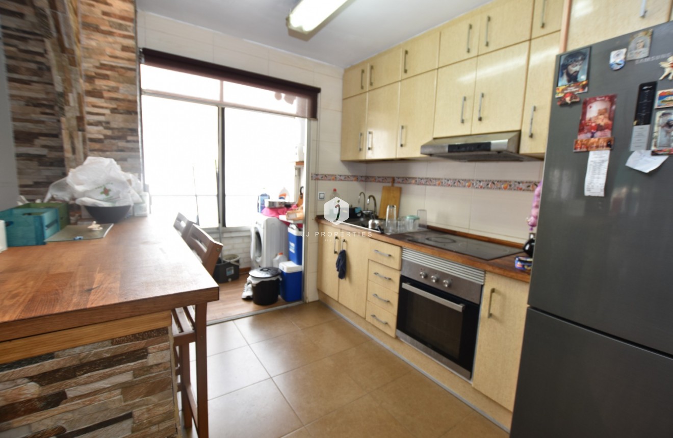 Z drugiej ręki - Mieszkanie w bloku -
Torrevieja - Costa Blanca