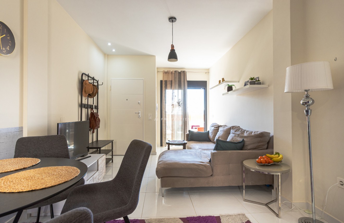 Segunda mano - Bungalow -
Los Altos - Costa Blanca