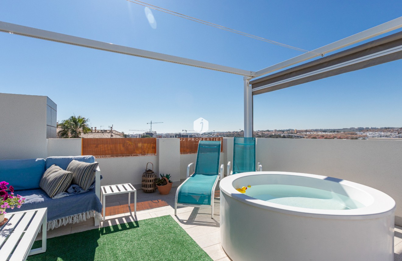 Segunda mano - Bungalow -
Los Altos - Costa Blanca