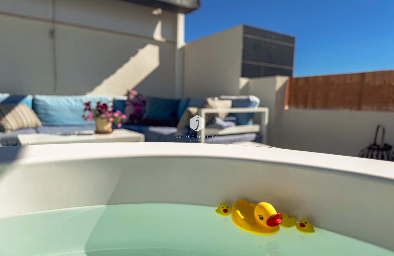 Segunda mano - Bungalow -
Los Altos - Costa Blanca
