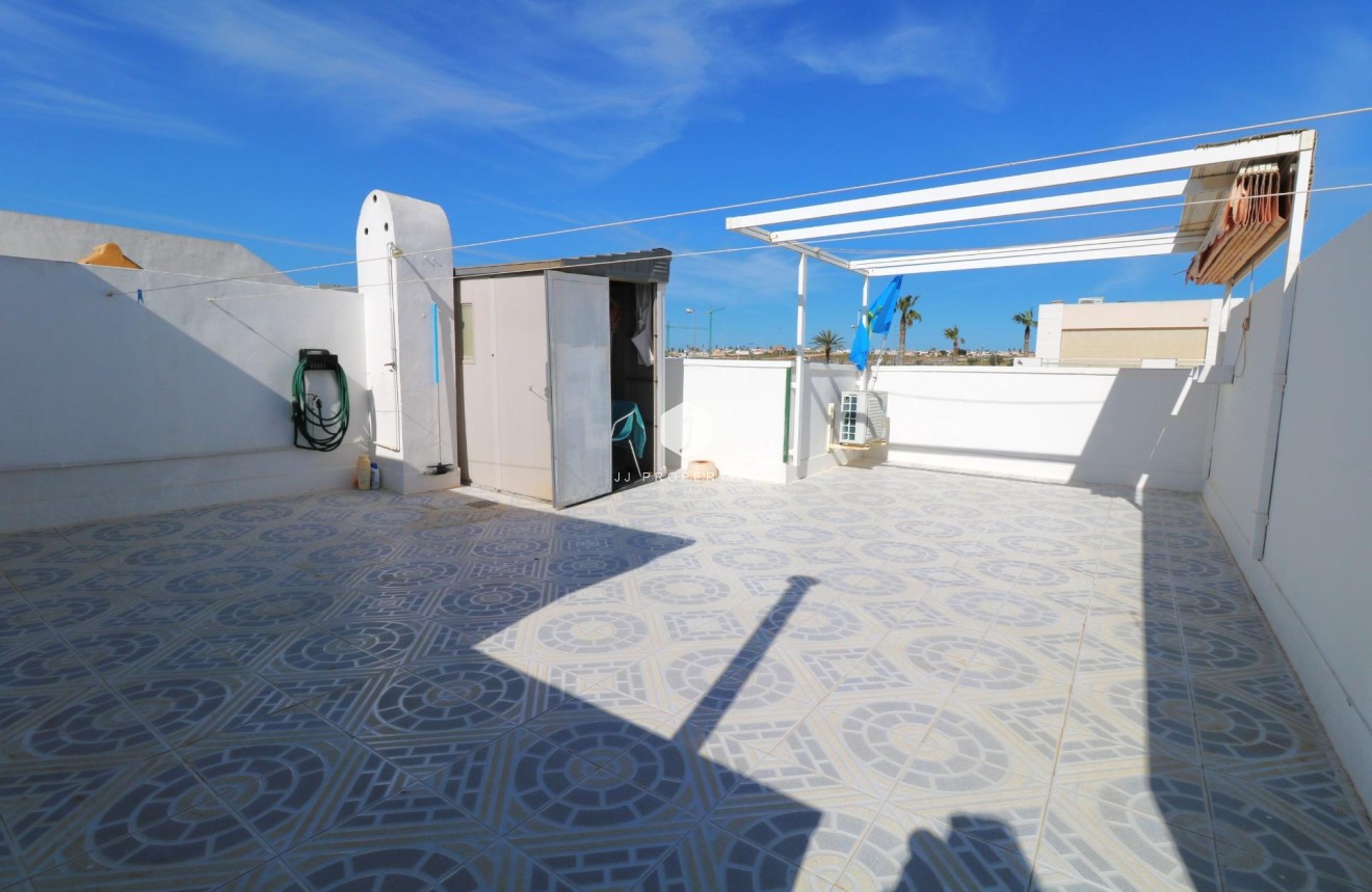 Tweedehands - Bungalow -
Torrevieja - El Limonar