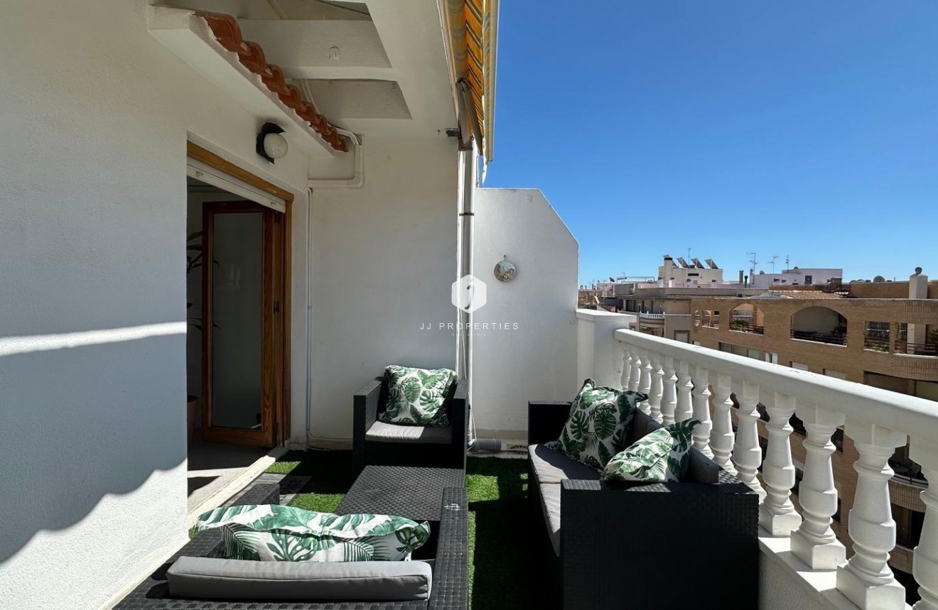 Tweedehands - Appartement / flat -
Torrevieja - Centro