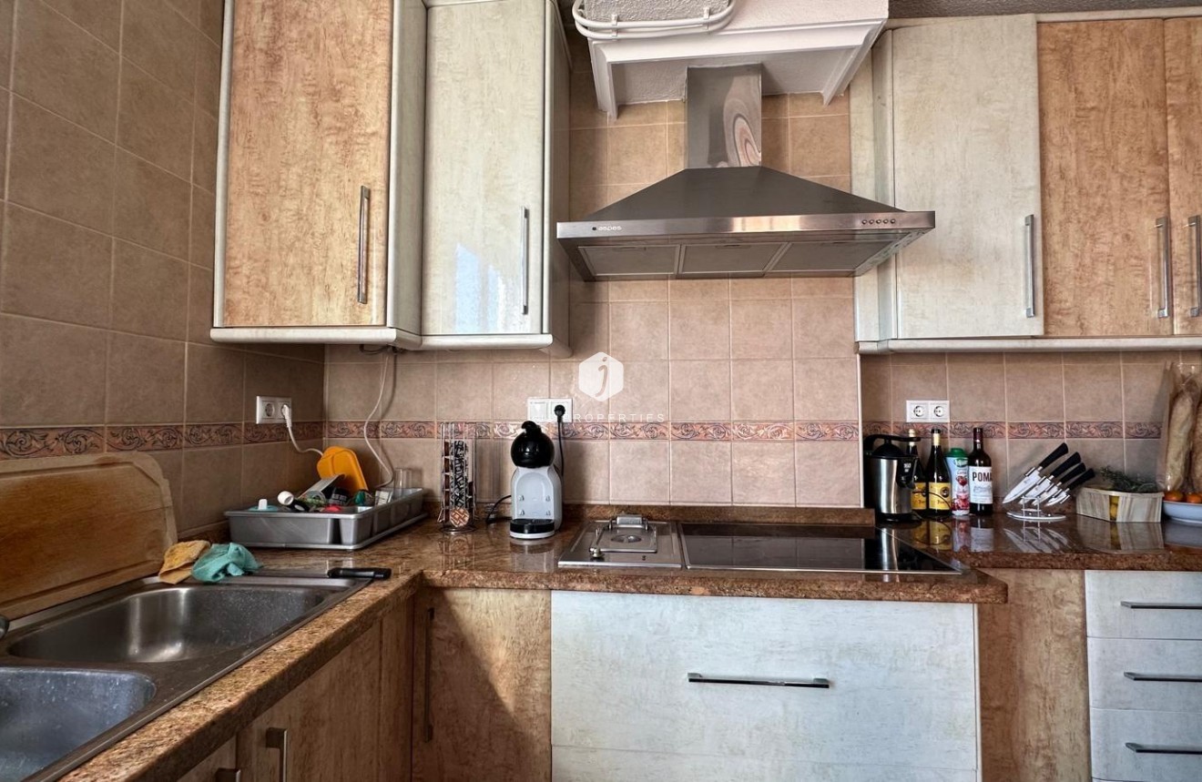 Tweedehands - Appartement / flat -
Torrevieja - Estacion de autobuses