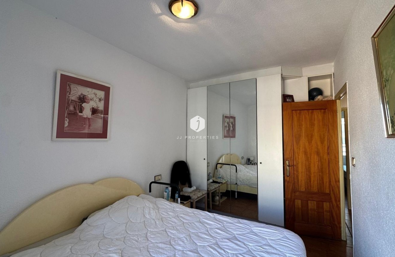 Tweedehands - Appartement / flat -
Torrevieja - Estacion de autobuses