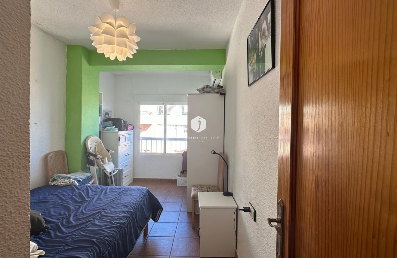 Tweedehands - Appartement / flat -
Torrevieja - Estacion de autobuses