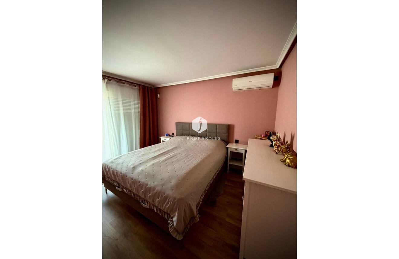 Z drugiej ręki - Villa -
Los Balcones - Barrio Los Balcones - Los Altos del Edén