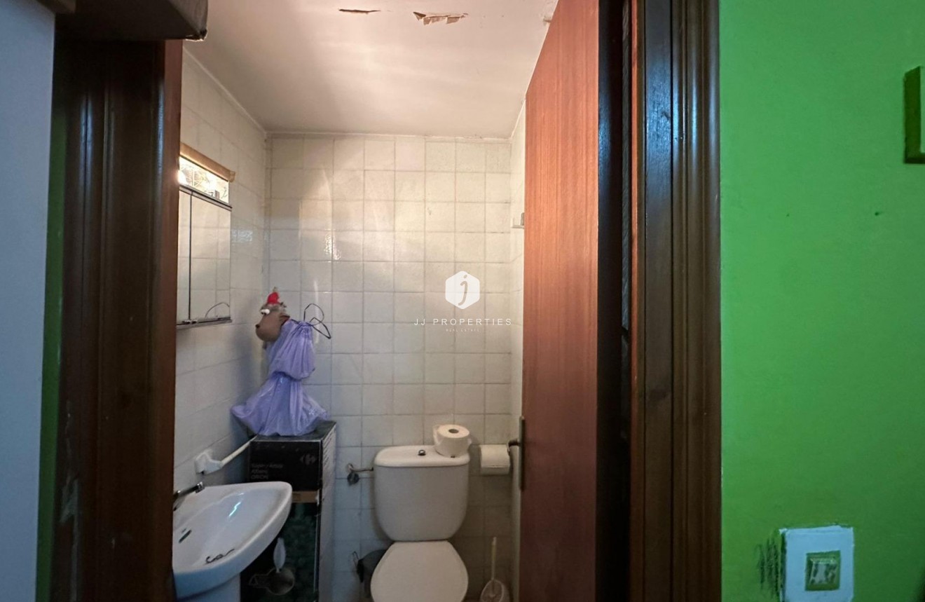 Tweedehands - Appartement / flat -
Torrevieja - Estacion de autobuses