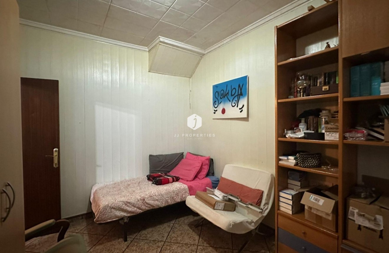 Tweedehands - Appartement / flat -
Torrevieja - Estacion de autobuses