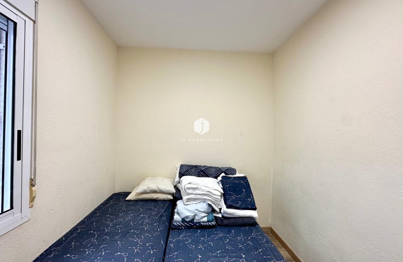 Resale - Bungalow -
Torrevieja - Torreblanca