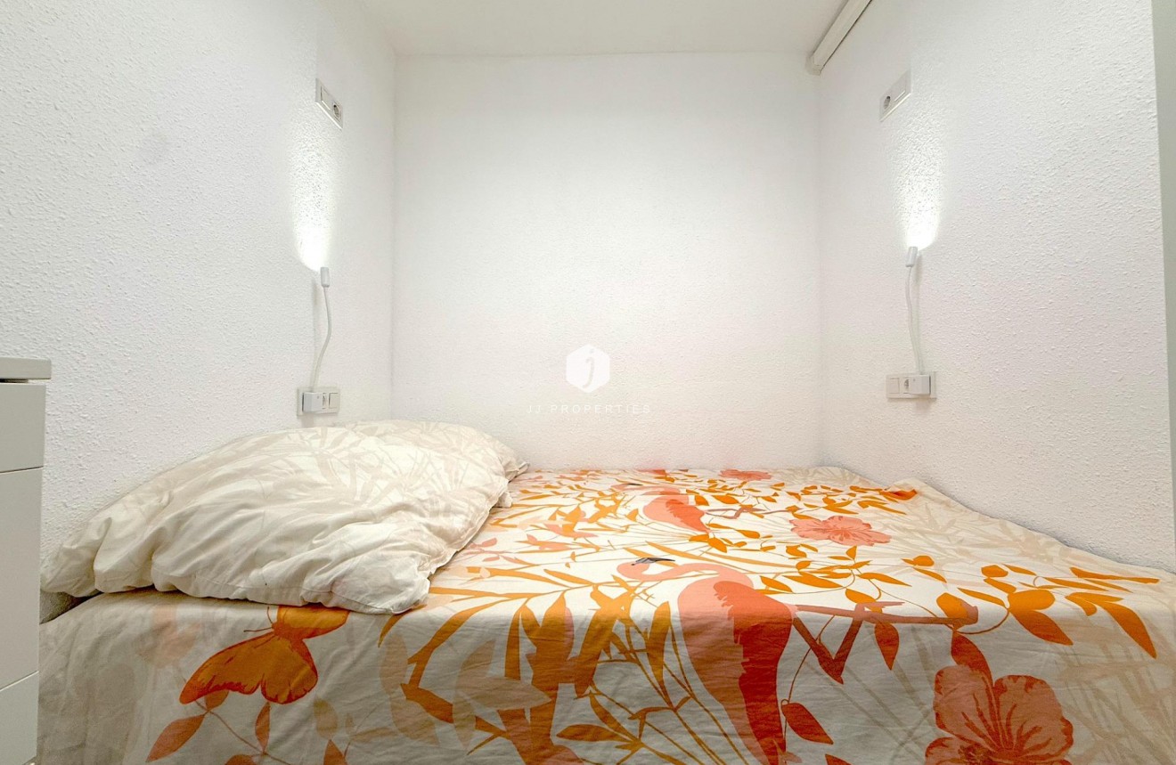 Segunda mano - Apartamento / piso -
Torrevieja - Cabo cervera