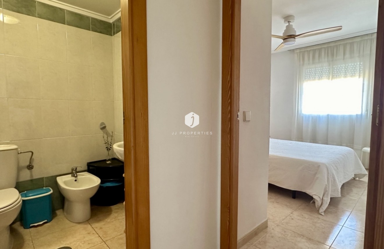 D'occasion - Appartement -
Torrevieja - Costa Blanca