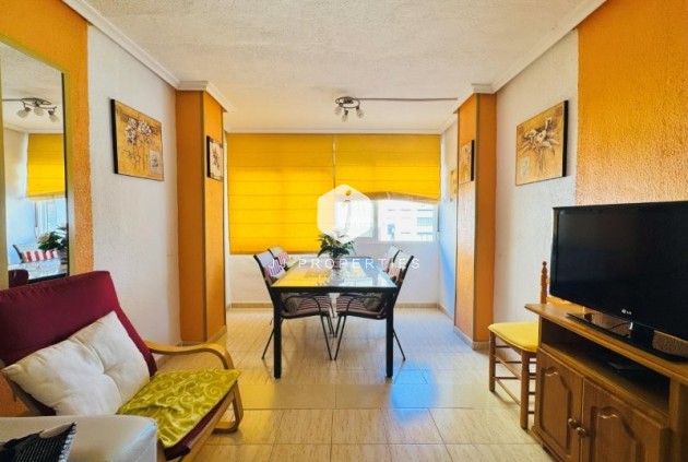 Resale - Apartment / flat -
La Mata - Costa Blanca