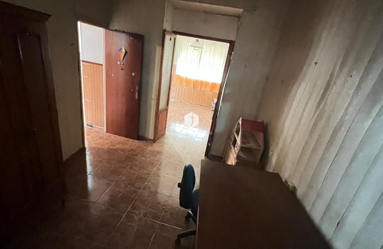 Segunda mano - Apartamento / piso -
Torrevieja