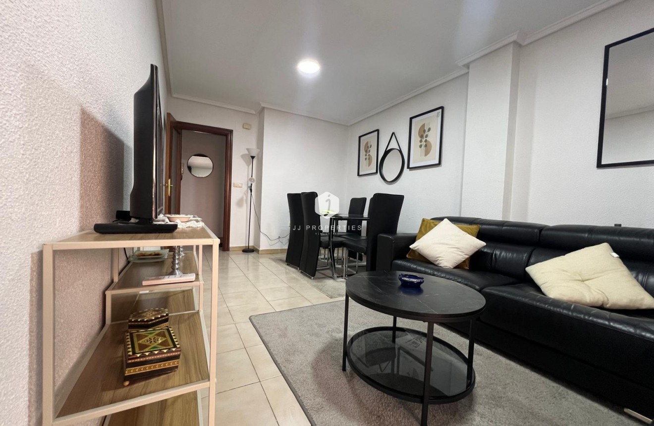 D'occasion - Appartement -
Torrevieja - Playa del Cura