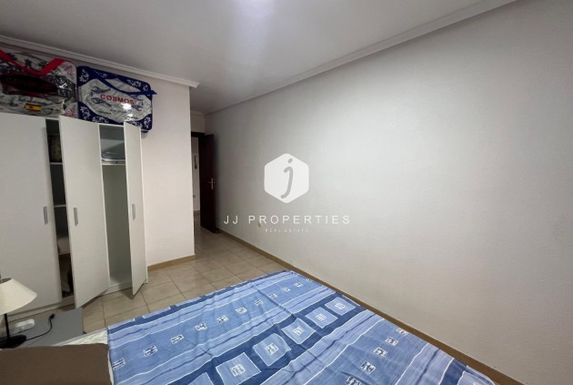 Aus zweiter Hand - Wohnung -
Torrevieja - Playa del Cura