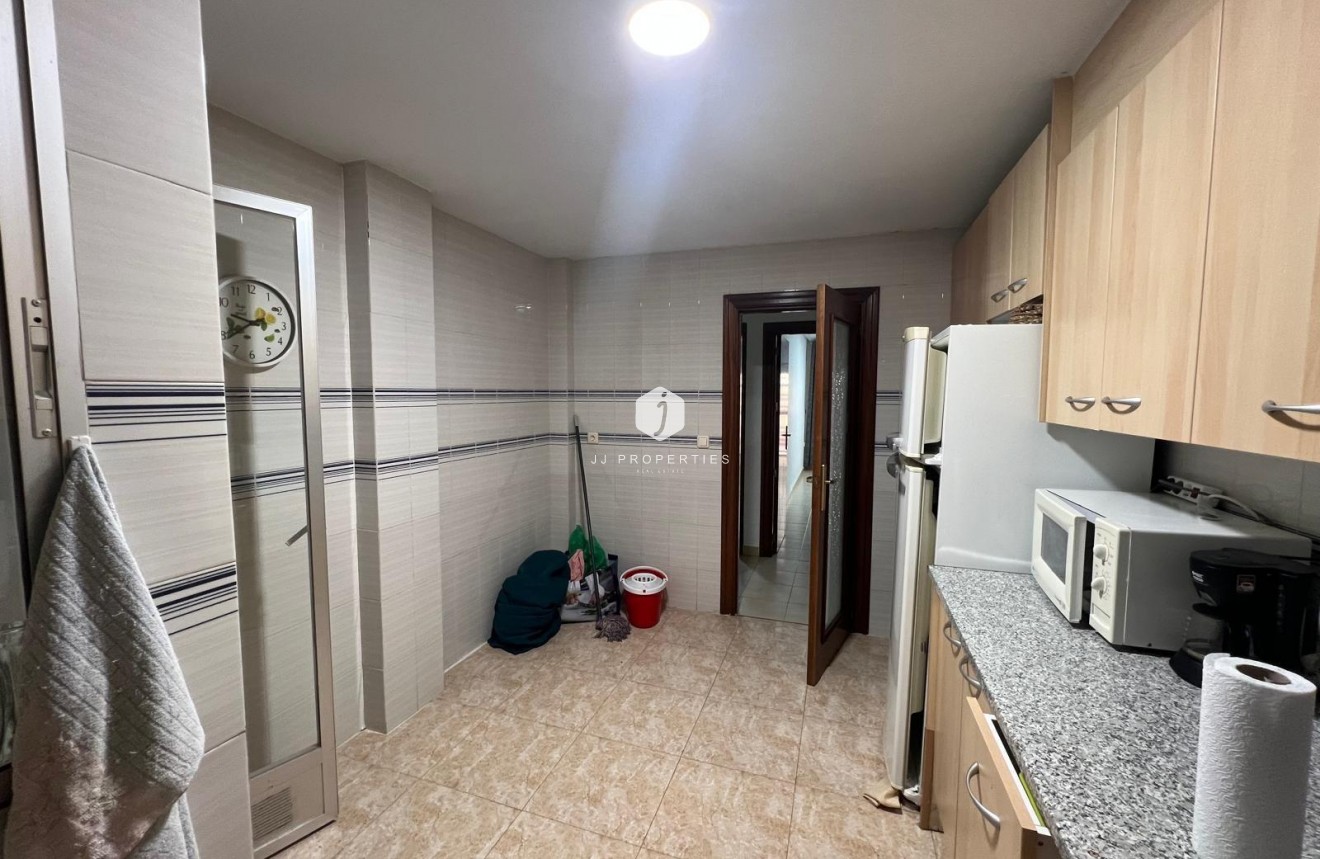 D'occasion - Appartement -
Torrevieja - Playa del Cura