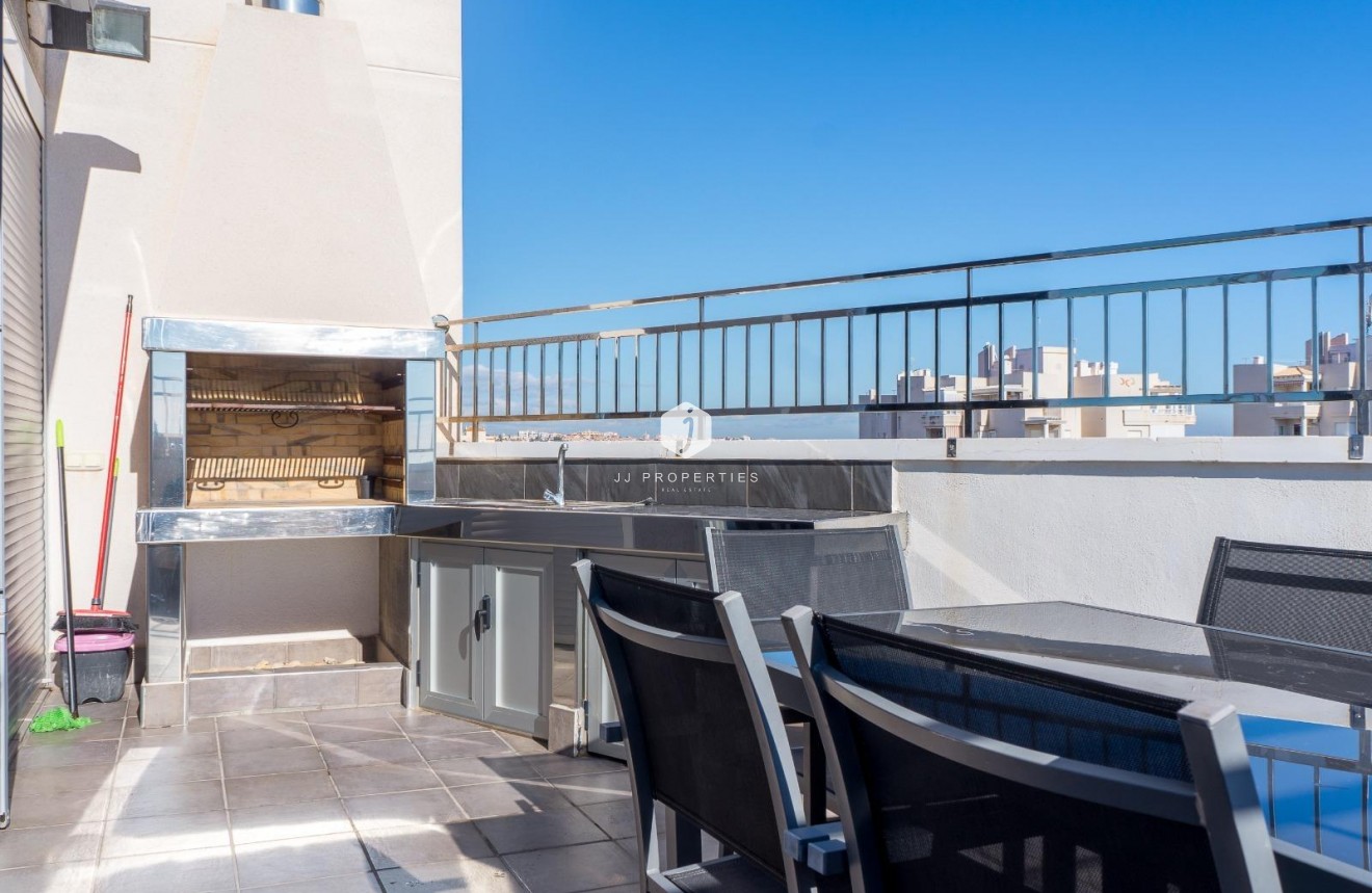 Tweedehands - Appartement / flat -
Torrevieja - Estacion de autobuses