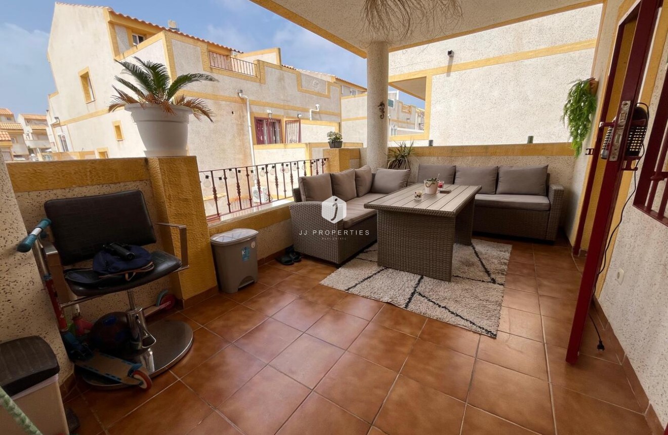 D'occasion - Attique -
Torrevieja - La Florida