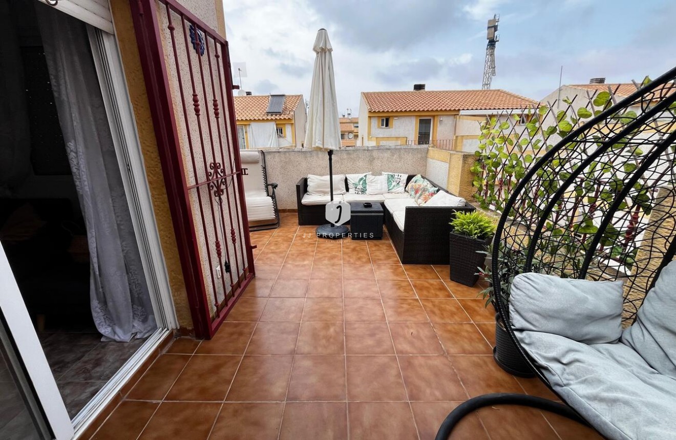 Z drugiej ręki - Daszek -
Torrevieja - La Florida