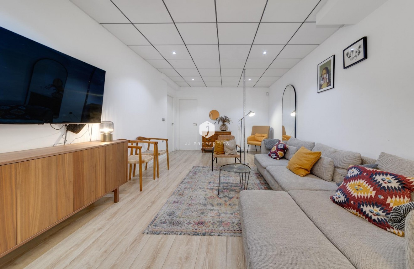 D'occasion - Appartement -
Torrevieja - Playa del Cura