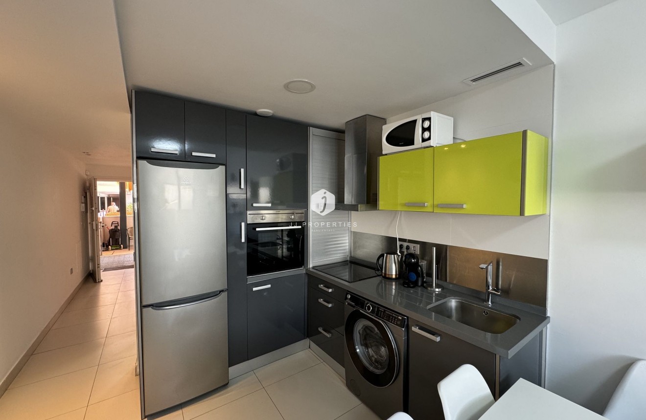 D'occasion - Appartement -
Torrevieja - Costa Blanca