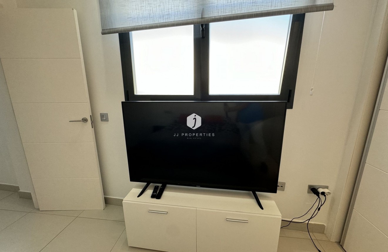 D'occasion - Appartement -
Torrevieja - Costa Blanca