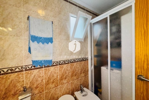 Resale - Apartment / flat -
La Mata - Costa Blanca