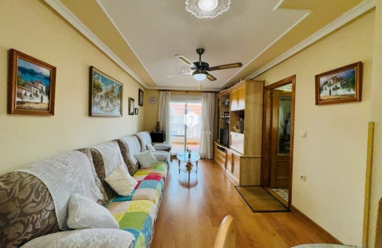 Resale - Apartment / flat -
La Mata - Costa Blanca