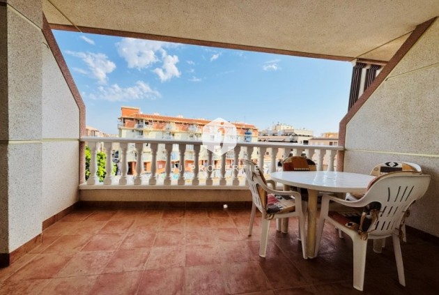 Resale - Apartment / flat -
La Mata - Costa Blanca