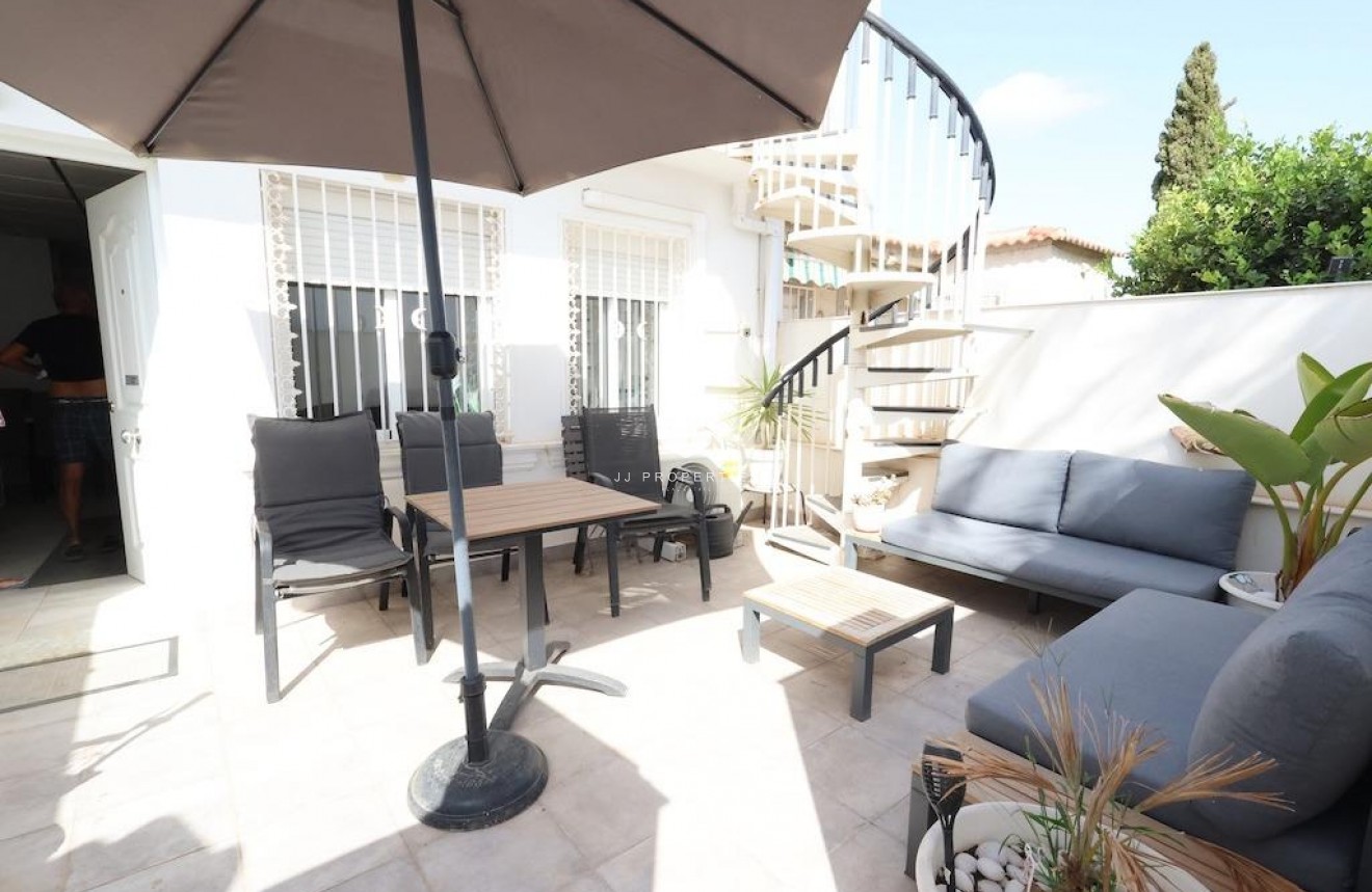 Tweedehands - Bungalow -
Torrevieja - Costa Blanca
