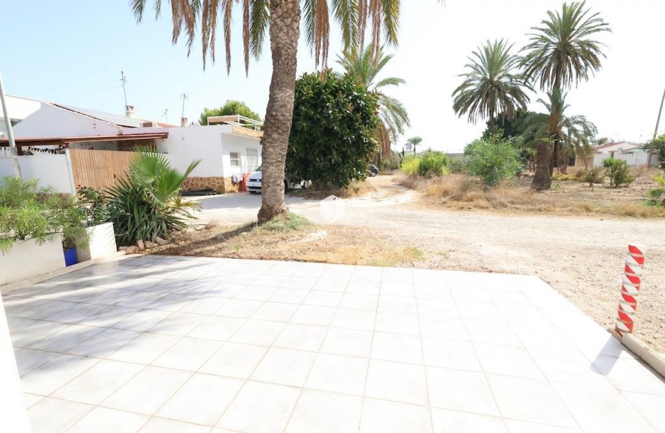 Tweedehands - Bungalow -
Torrevieja - Costa Blanca