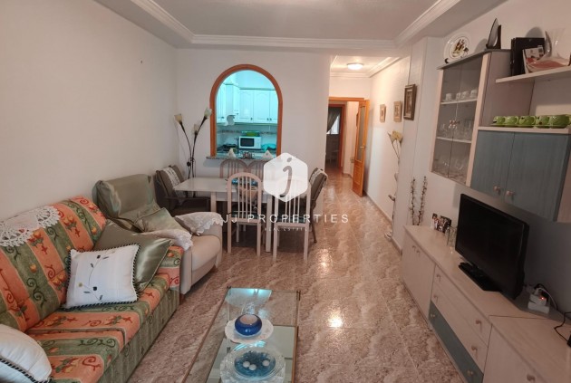 D'occasion - Appartement -
Torrevieja - Playa del Cura