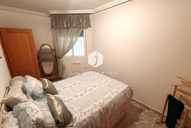 D'occasion - Appartement -
Torrevieja - Playa del Cura