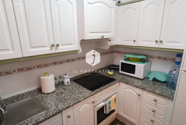 D'occasion - Appartement -
Torrevieja - Playa del Cura