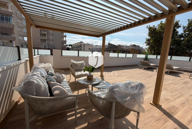 Resale - Chalet -
Torrevieja - Nueva Torrevieja