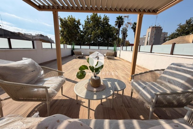 Resale - Chalet -
Torrevieja - Nueva Torrevieja